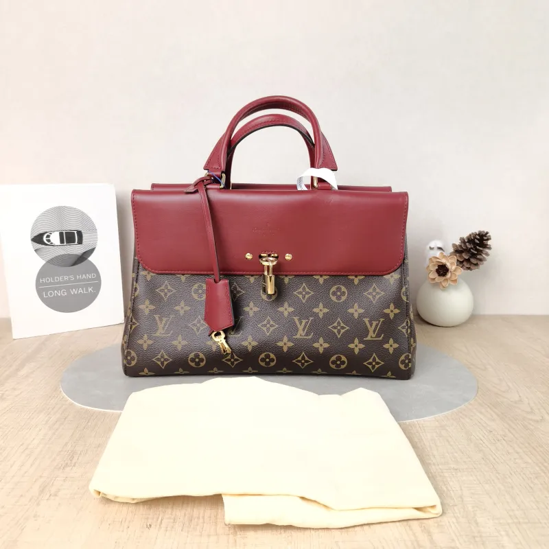 Louis Vuitton Shoulder Bag Venus Red PVC · Calfskin 34 × 12 × 22 cm — cover view 3 of 6