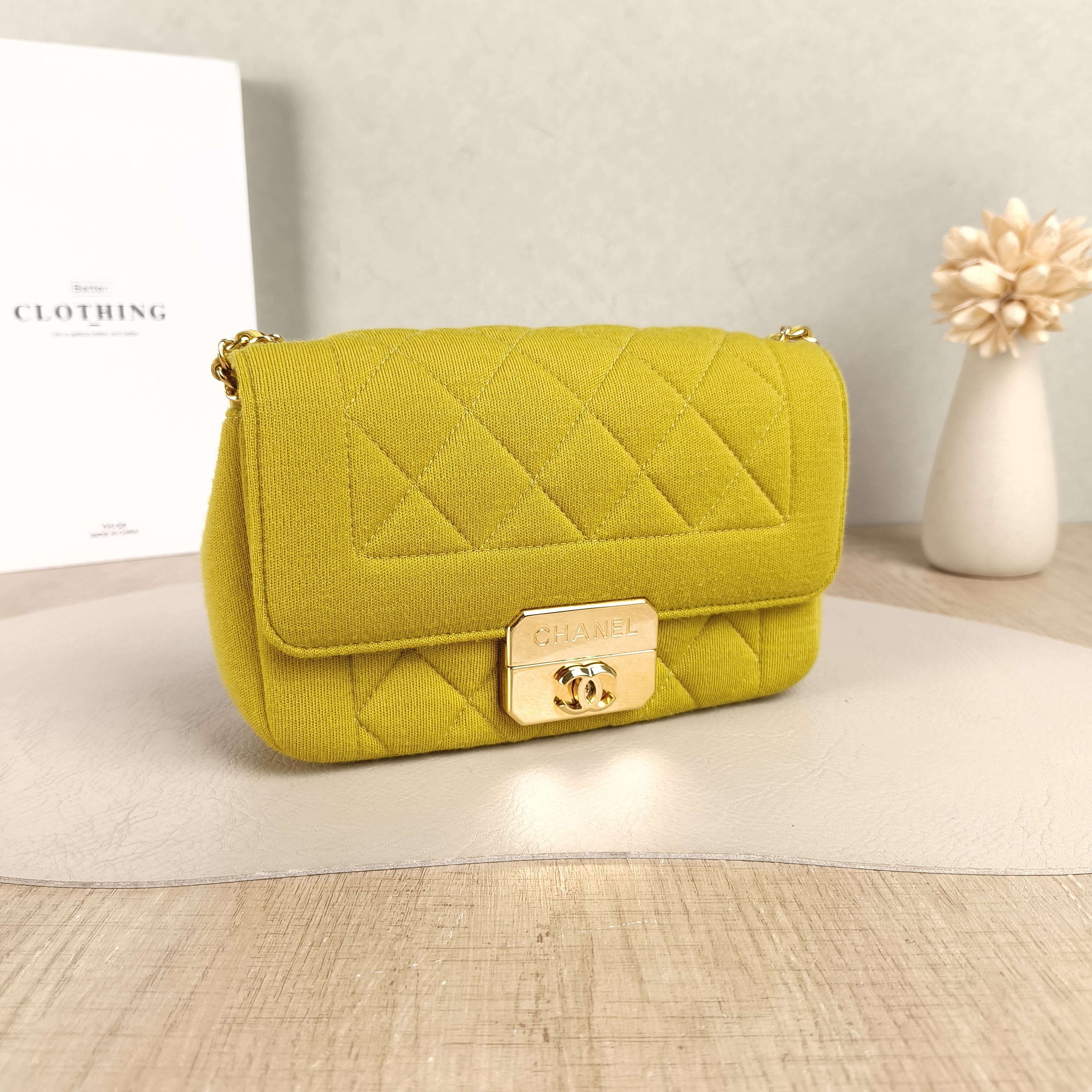 Chanel Crossbody Bag Crossbody Bag Yellow Canvas One Size19 × 6 × 12 cm — cover view 4 of 5