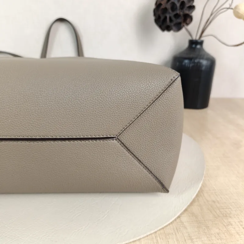 LOEWE Shoulder Bag Puzzle Fold Shopping Tote Dark Grey Calfskin Medium 31.5 × 12.5 × 29 cm — detail view 7 of 14