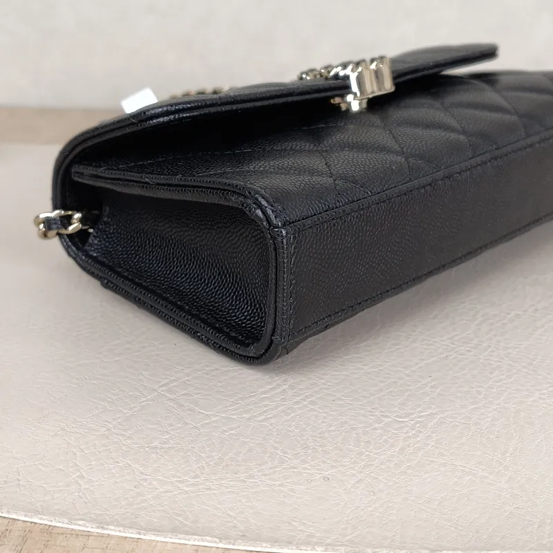 Chanel Crossbody Bag kelly Black Grained Calfskin One Size18 × 4.5 × 10 cm — detail view 5 of 15