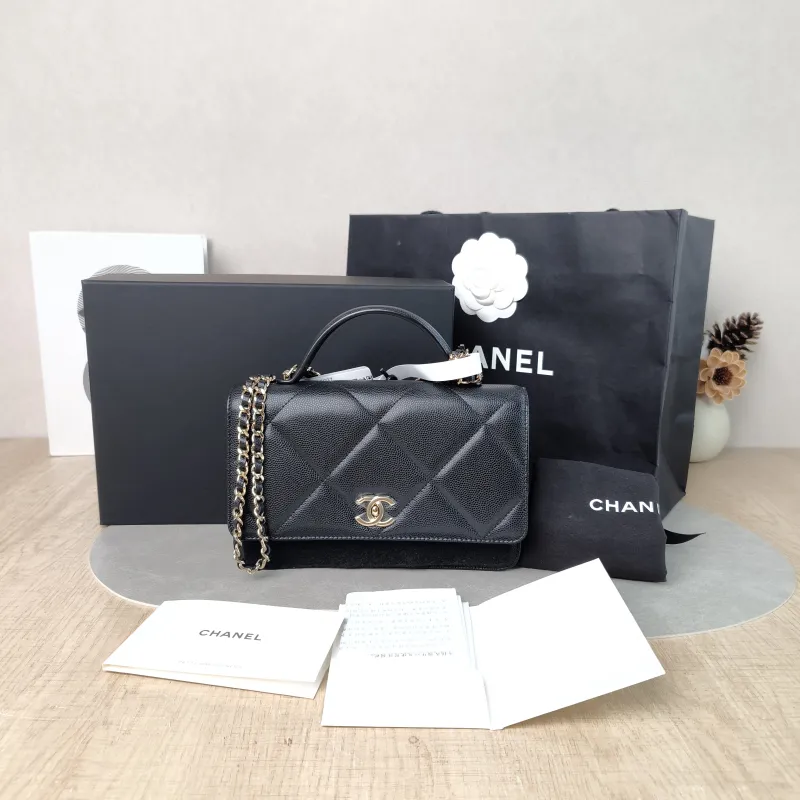 Chanel Crossbody Bag 25k woc Black Calfskin 19.2 × 3.5 × 12.3 cm — cover view 6 of 6