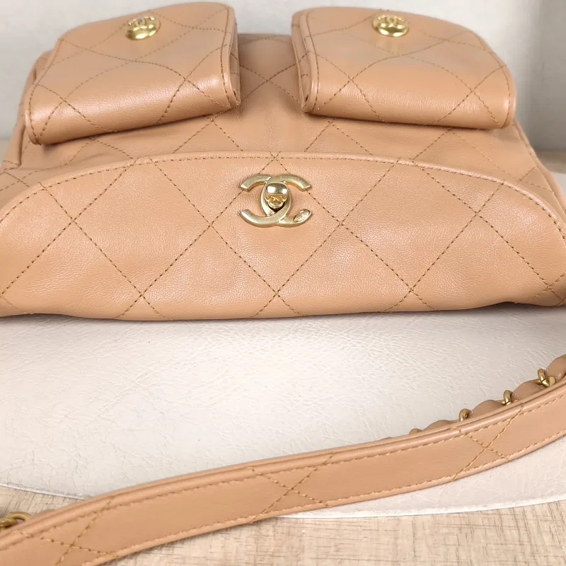 Chanel Shoulder Bag Supple Twins Hobo Calfskin Small 24.5 × 5 × 19 cm — detail view 6 of 17