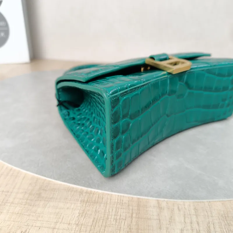 BALENCIAGA Crossbody Bag Hourglass Hourglass Bag Green Calfskinmini19 × 5 × 12 cm — detail view 9 of 15