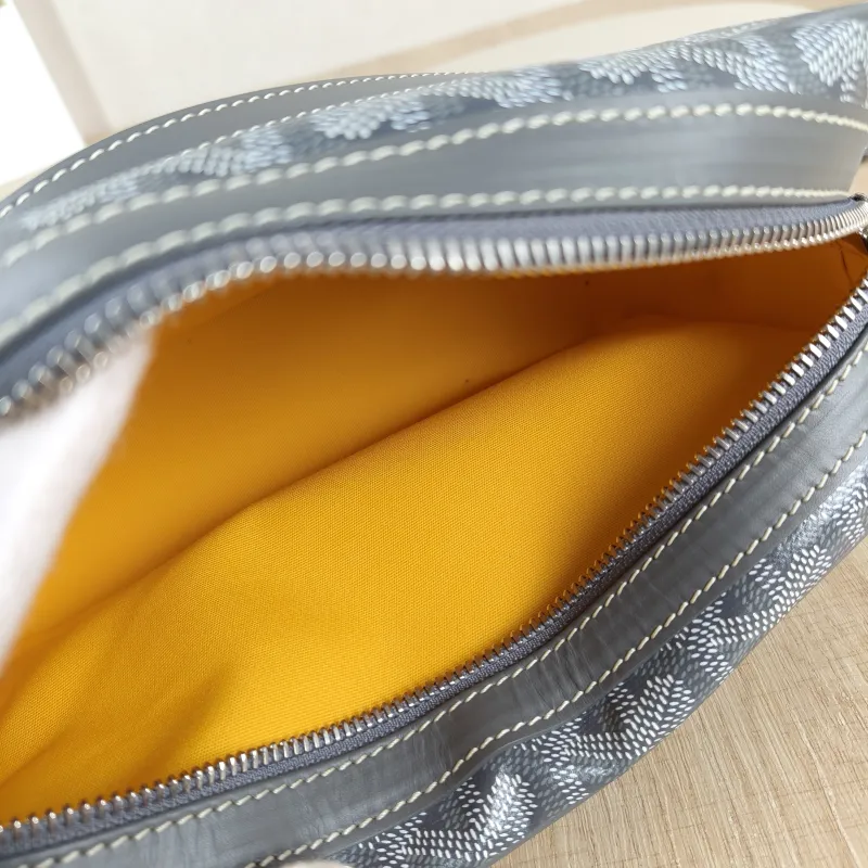 GOYARD Crossbody Bag Cap Vert Camera Bag Grey PVC Small 22 × 6.5 × 13 cm — detail view 3 of 10