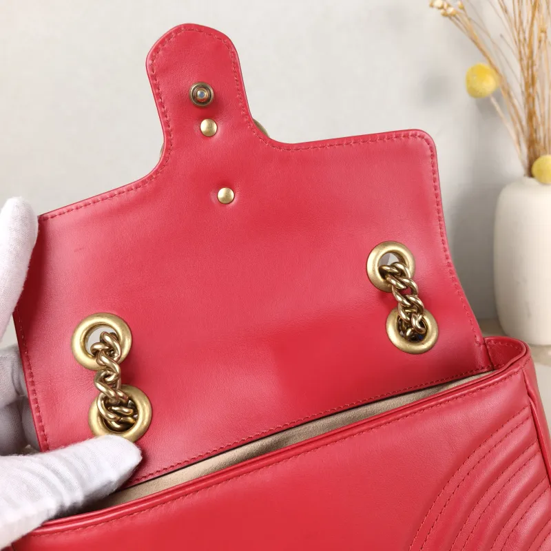 GUCCI Crossbody Bag GG Marmont Small Marmont 22 Red Calfskin Small 22 × 6 × 13 cm — detail view 6 of 12