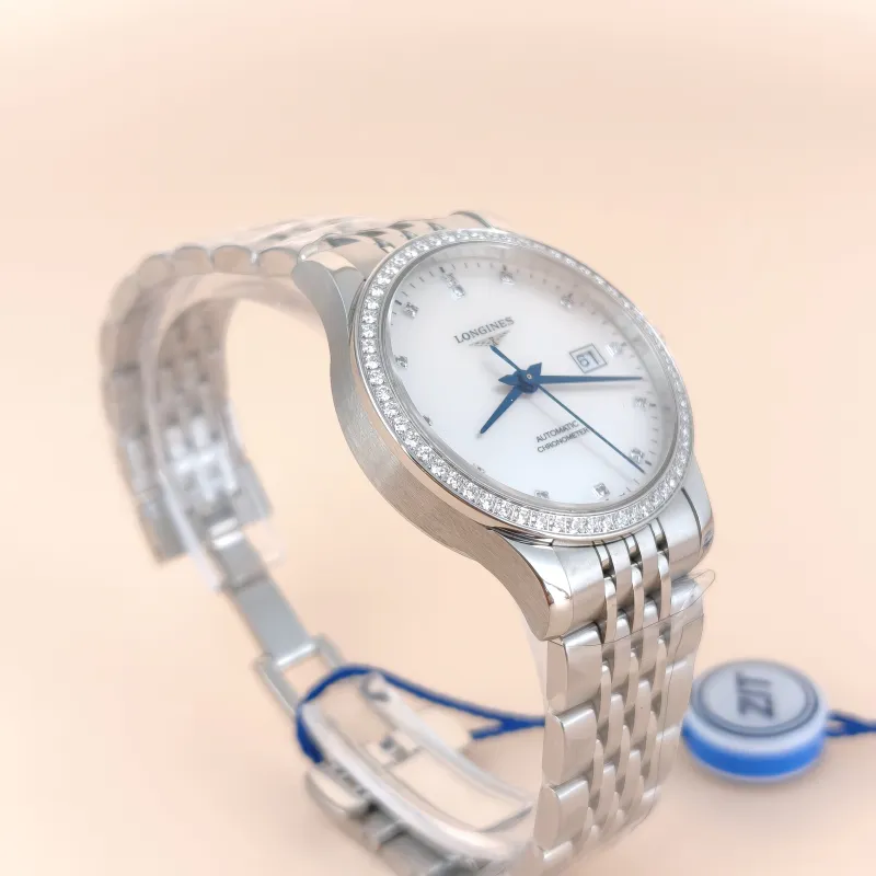 LONGINES Watch Collection Watch Diamond 30mm — cover view 8 of 12