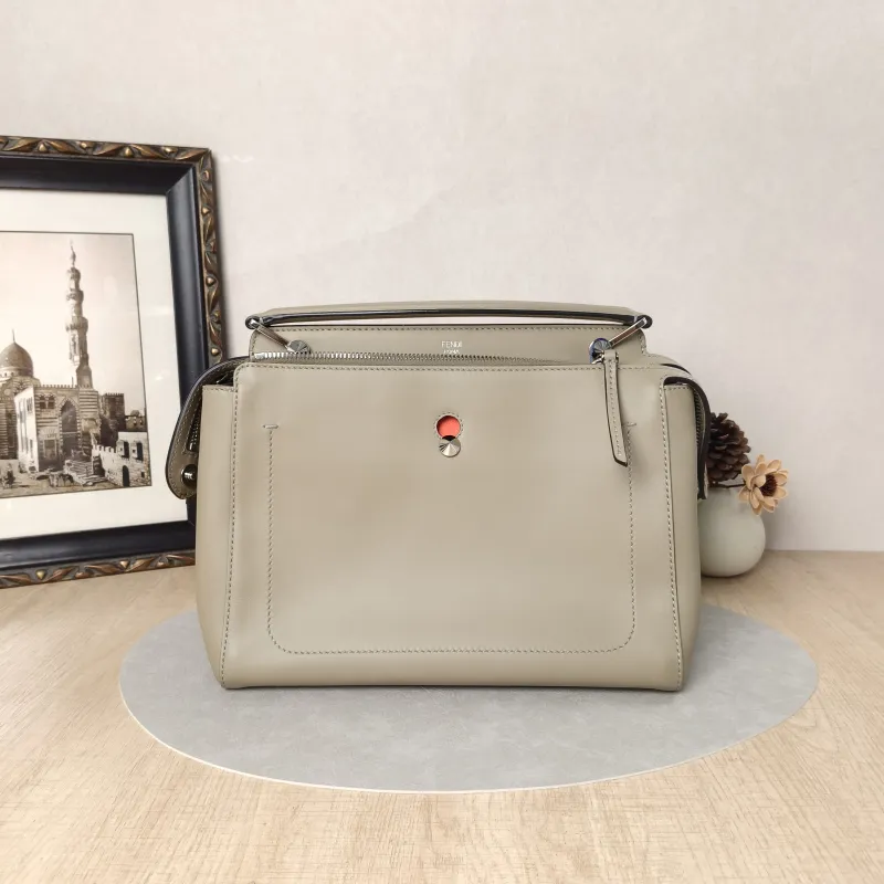 FENDI Crossbody Bagdotcom click Top Handle Bag Calfskin One Size30 × 14 × 23 cm