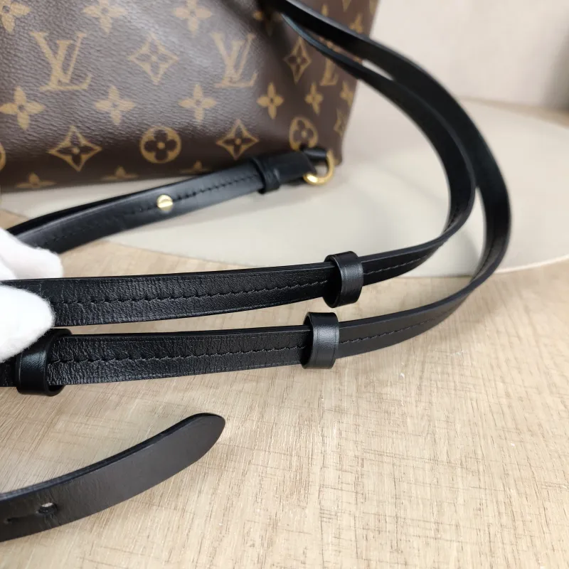 Louis Vuitton Backpack Montsouris Backpack Black PVC · Calfskin Small 27.5 × 14 × 33 cm — detail view 6 of 11