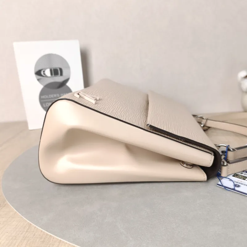 Louis Vuitton Shoulder Bag CLUNY Beige PVC Medium32 × 12 × 22.5 cm — detail view 1 of 16