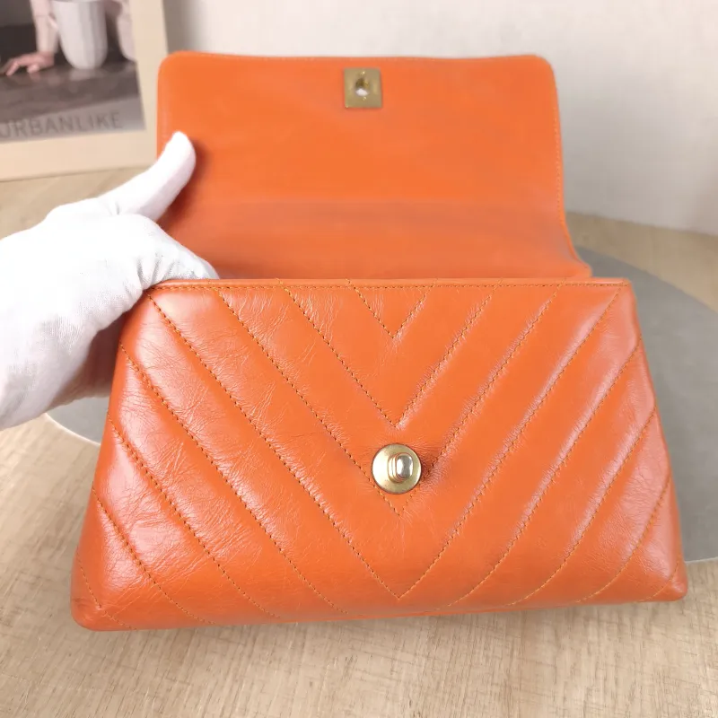 Chanel Top Handle Bag Coco Handle​ v Waxed Leather Calfskin Small 24 × 10 × 14 cm 24 — detail view 3 of 12