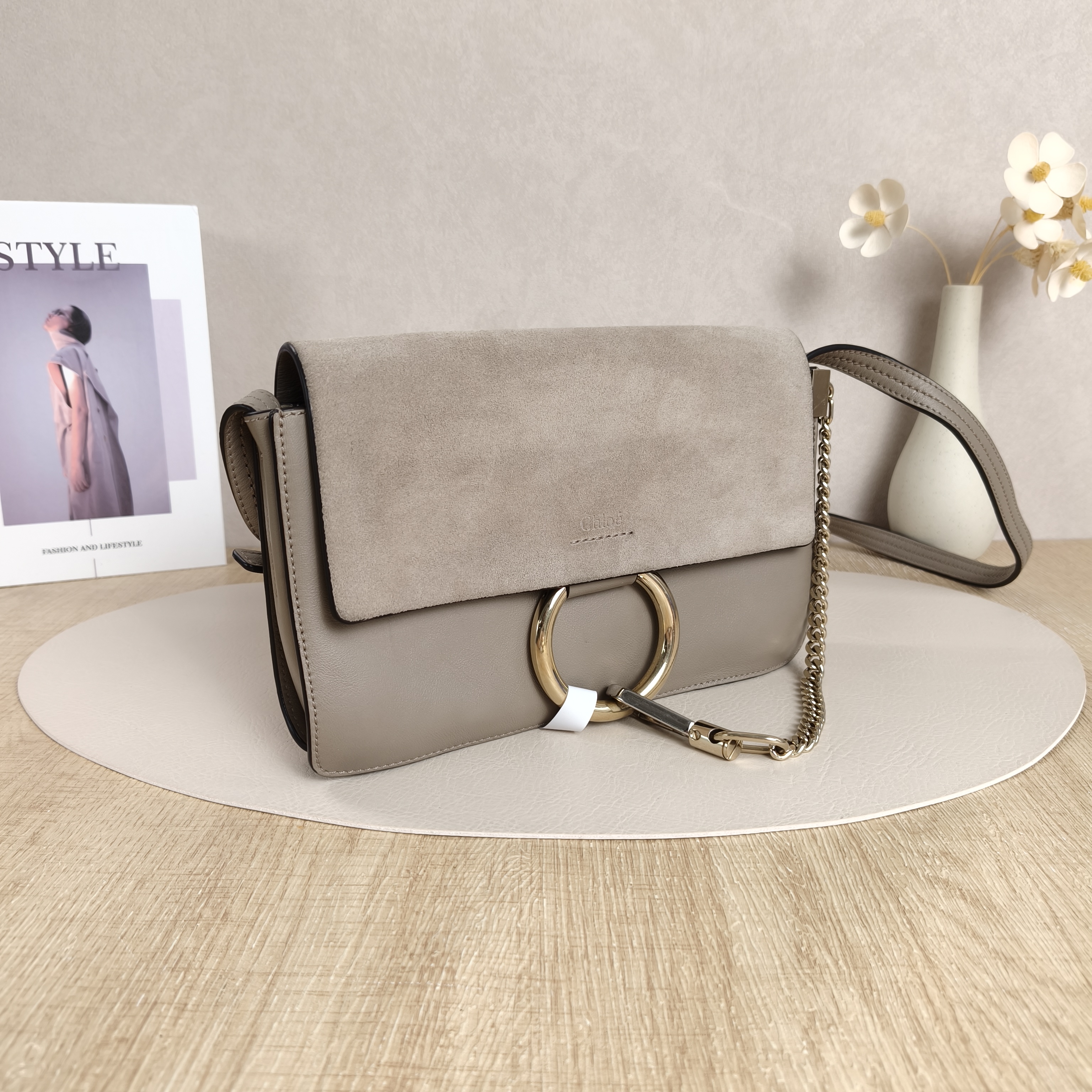 Chloé Shoulder Bagfaye Crossbody Bag Grey Suede 24 × 4 × 15 cm — cover view 6 of 10