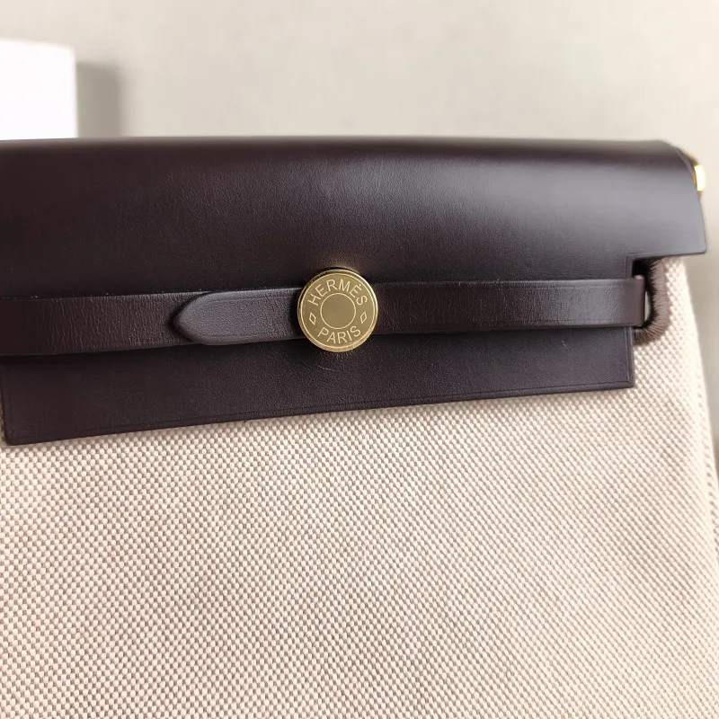 Hermès Crossbody Bag Herbag Zip 20 Beige Canvas Mini 20.5 × 7 × 16.5 cm k — detail view 8 of 10