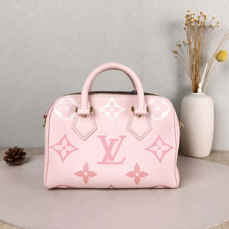 Louis Vuitton Crossbody Bag Speedy20 Pink Empreinte Embossed Calfskin Small 20.5 × 12 × 13.5 cm