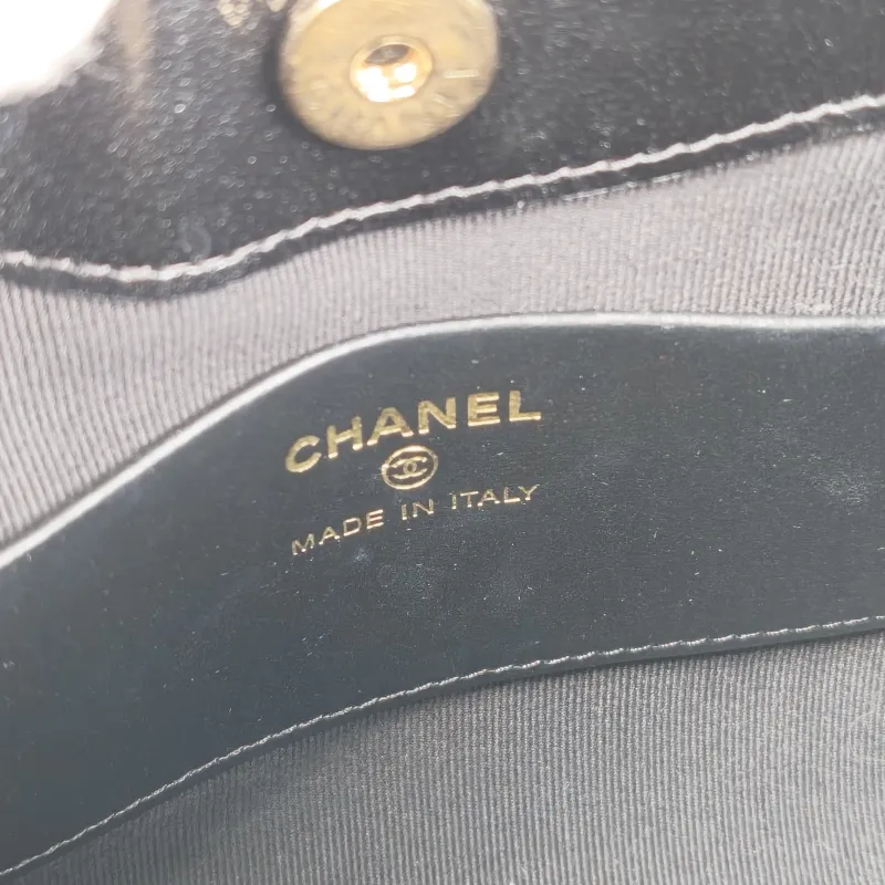 Chanel Shoulder Bag31Bag Black Waxed Leather Calfskinnano20.5 × 3.5 × 17 cm — detail view 8 of 11