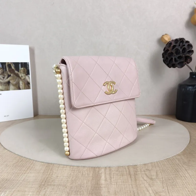 Chanel Crossbody Bag Pearl Crossbody Bag Pink Calfskin One Size 19 × 8 × 19 cm 31 — cover view 5 of 6