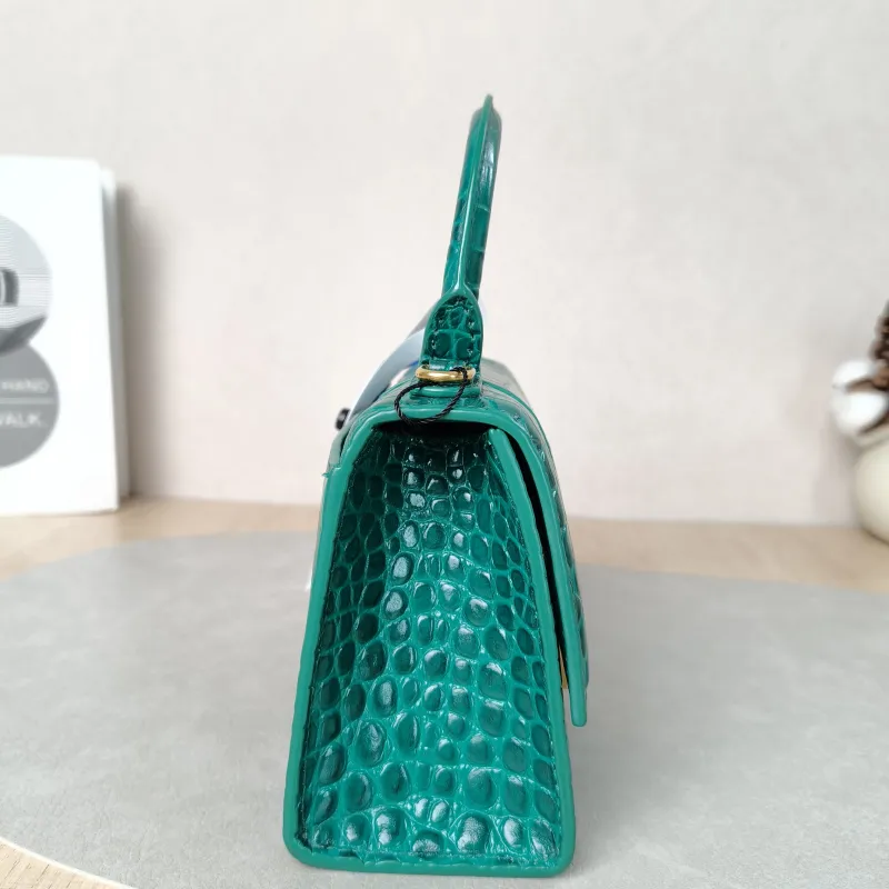 BALENCIAGA Crossbody Bag Hourglass Hourglass Bag Green Calfskinmini19 × 5 × 12 cm — detail view 11 of 15