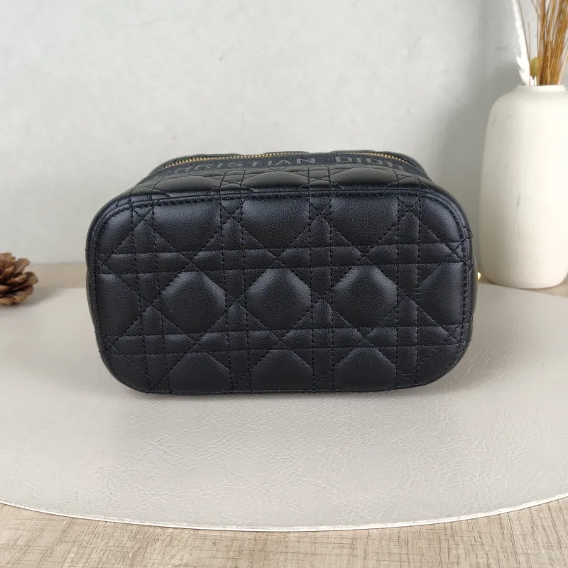 DIOR Top Handle Bag Travel Vanity Cosmetic Bag Black Lambskin18.5 × 10.5 × 13.5 cm — cover view 3 of 5