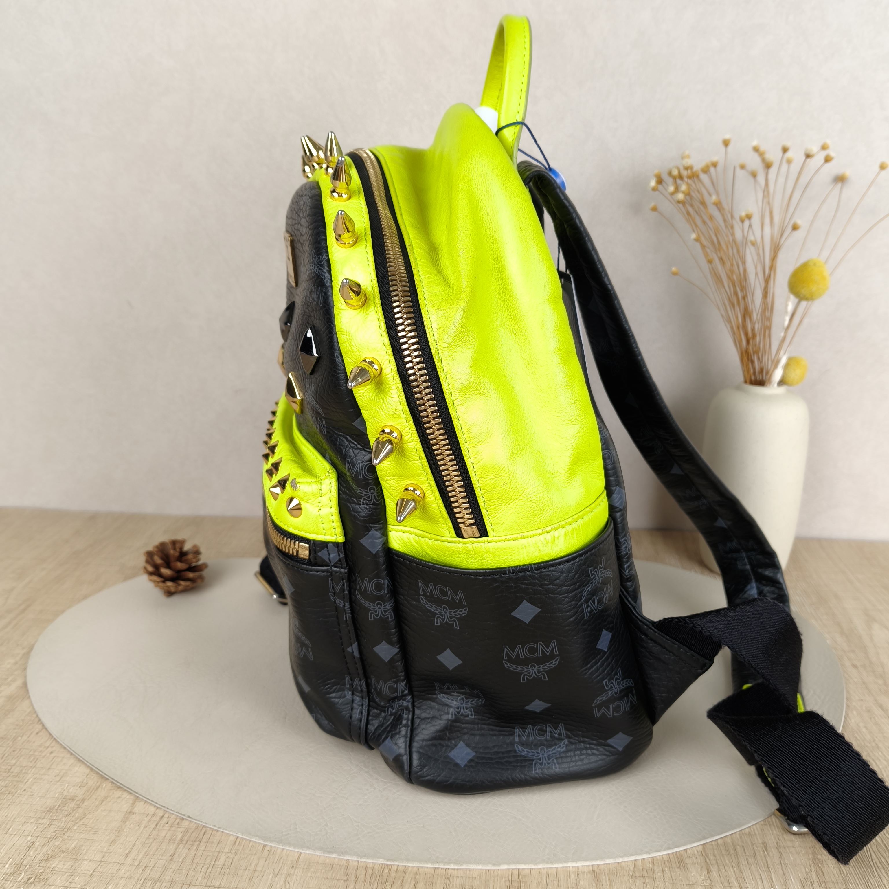 MCM Backpack Black One Size26 × 12 × 32 cm — cover view 3 of 8