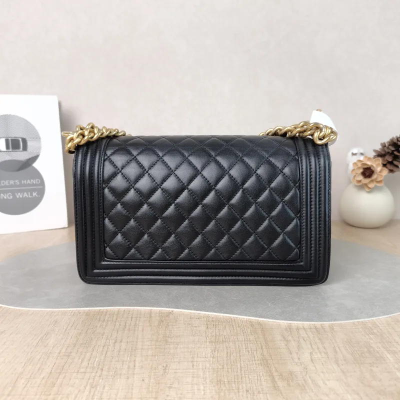 Chanel Crossbody Bag Le Boy Black Medium 25 × 9 × 15 cm — cover view 2 of 5