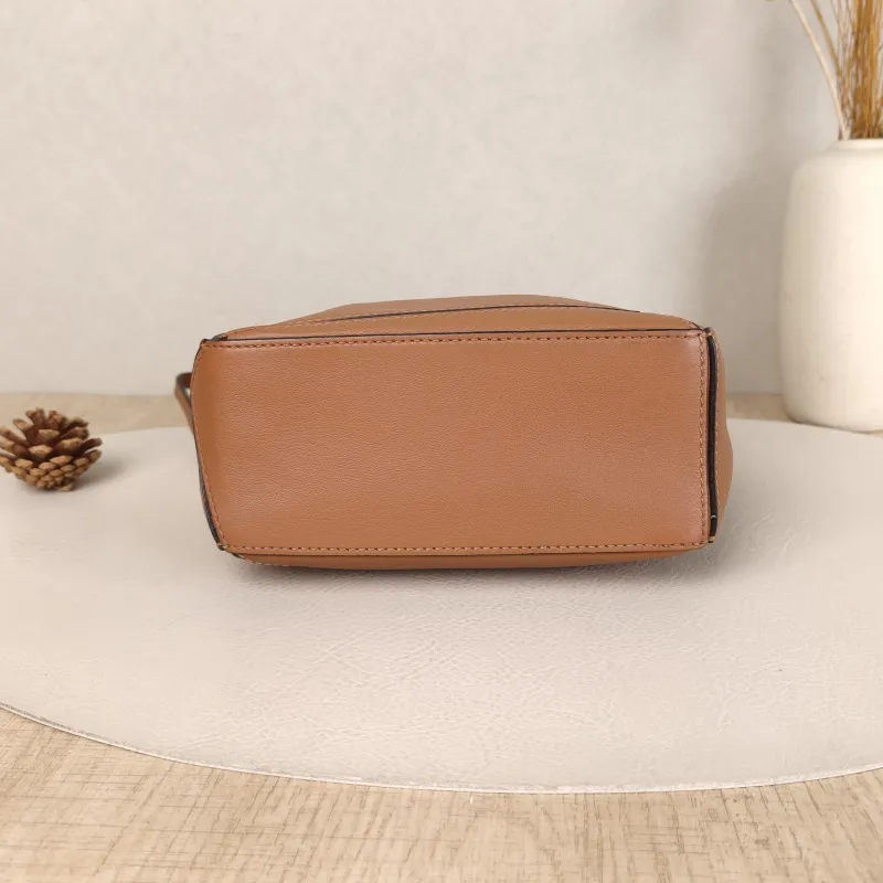 LOEWE Crossbody Bag Puzzle Caramel CC alfskin18 × 8 × 12.5 cm — cover view 2 of 5