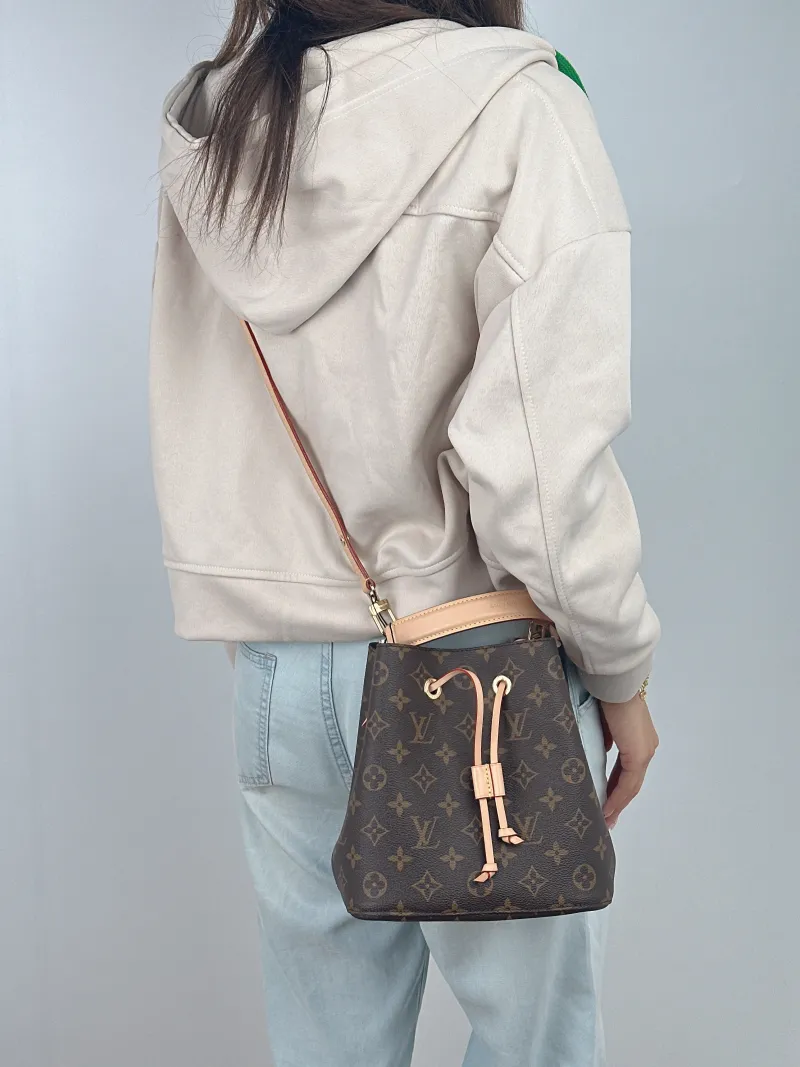 Louis Vuitton Crossbody Bag NÉONOÉ Bucket Bag BB Monogram PVC BB 20 × 13 × 20 cm — on-model view 2 of 3