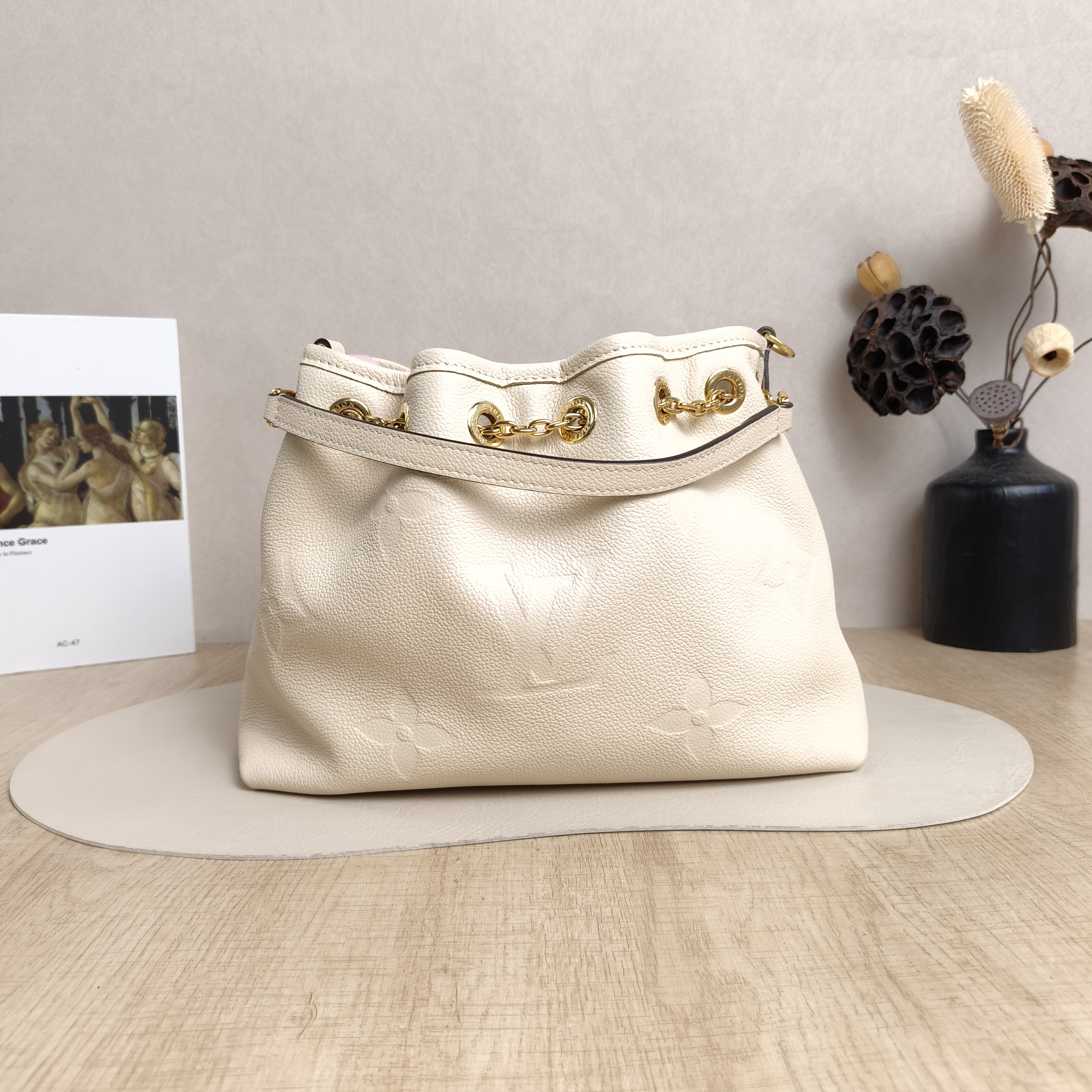 Louis Vuitton Crossbody Bag BUNDLE White Monogram Empreinte Embossed Calfskin Medium28 × 11.5 × 20 cm — cover view 5 of 5
