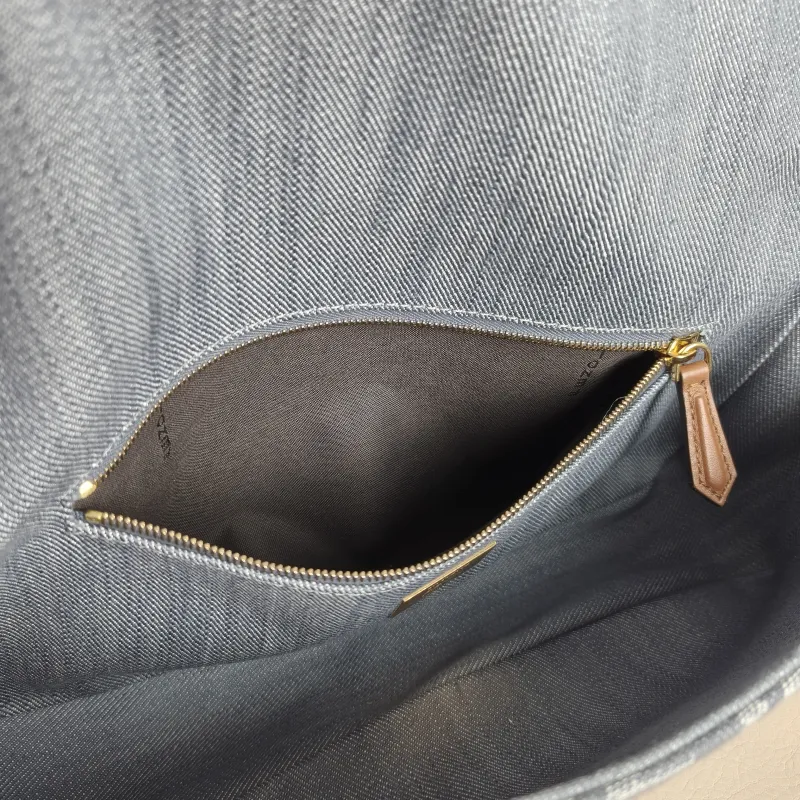 FENDI Crossbody Bag Baguette Baguette Bag Blue Canvas Medium 27 × 6 × 15 cm — detail view 11 of 13