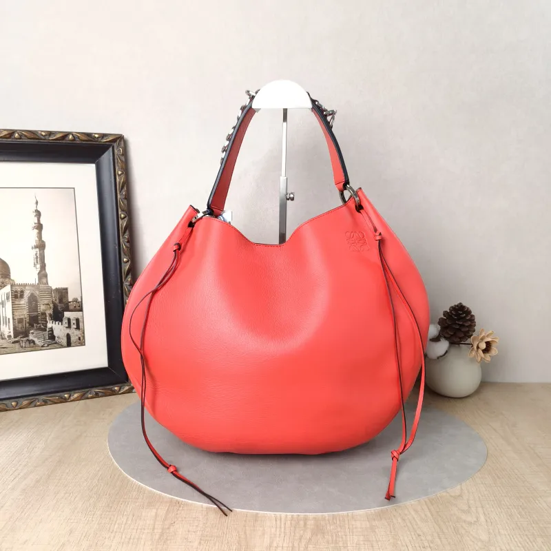 LOEWE Crossbody Bag Crossbody Bag Red Calfskin One Size34 × 9.5 × 28 cm