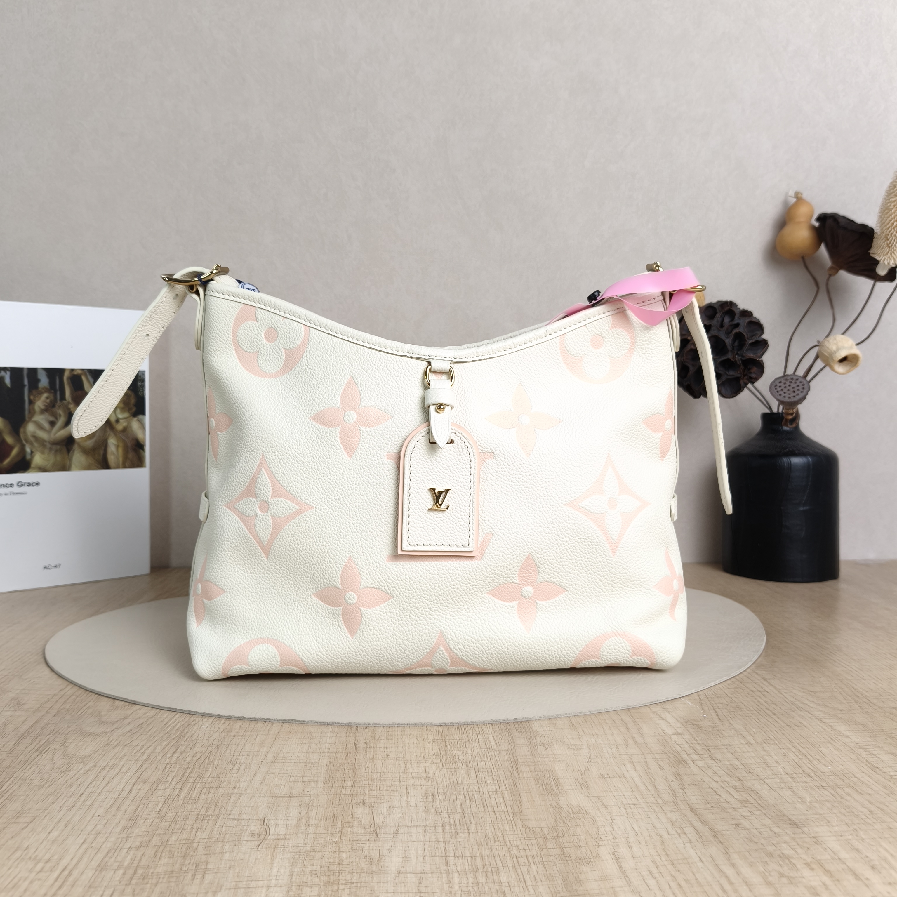 Louis Vuitton Crossbody Bag Carryall White · Pink Calfskin Small29.5 × 12 × 24 cm