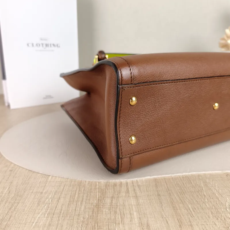 GUCCI Top Handle Bag Diana Top Handle Bag Caramel Calfskin Medium 27 × 10 × 24 cm — detail view 8 of 13