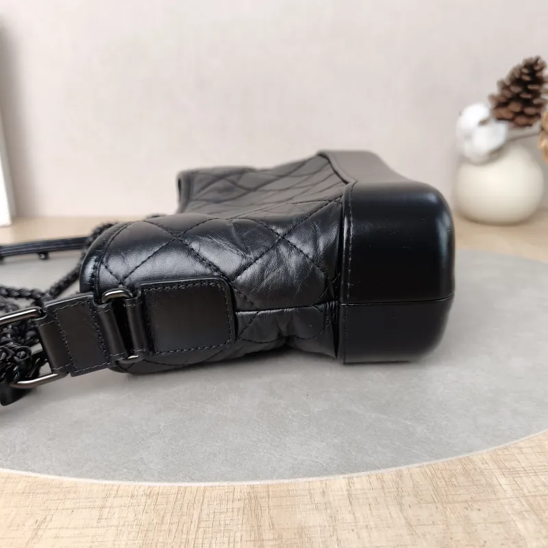 Chanel Crossbody Bag Gabrielle Gabrielle Bagsoblack Black Calfskin Small20 × 8 × 15 cm — detail view 8 of 13