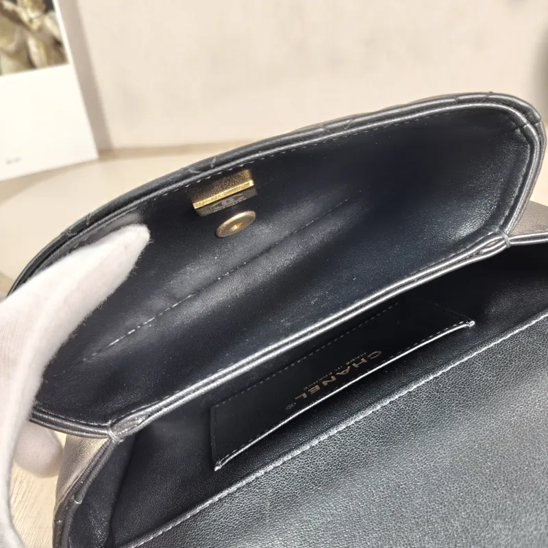 Chanel Crossbody Bag 24s Black Lambskin One Size 18 × 6 × 13 cm — detail view 2 of 13