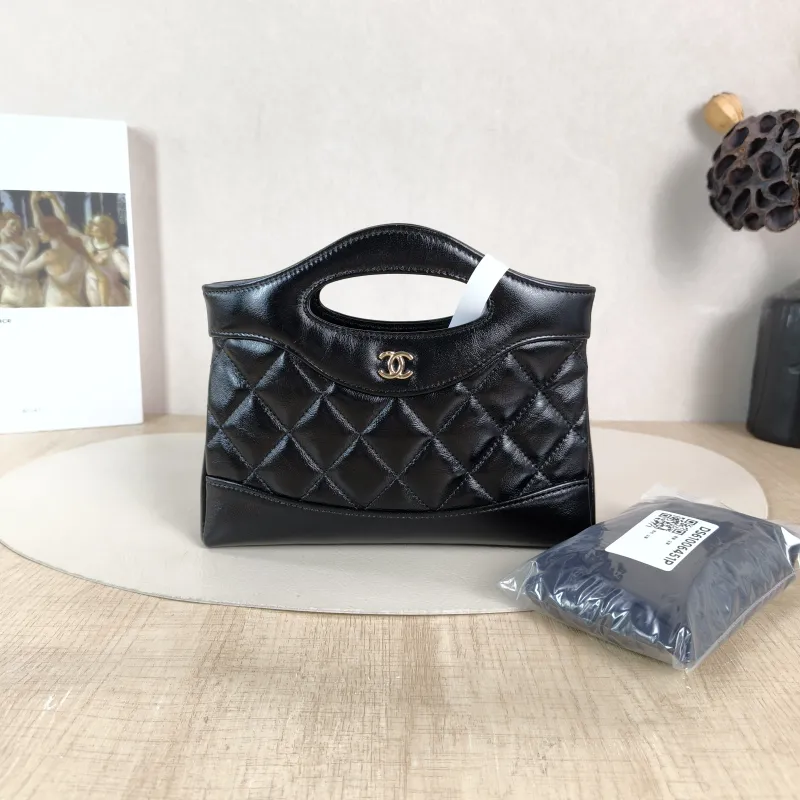Chanel Shoulder Bag 31Bag Black Waxed Leather Calfskin nano 20.5 × 3.5 × 17 cm — cover view 4 of 6