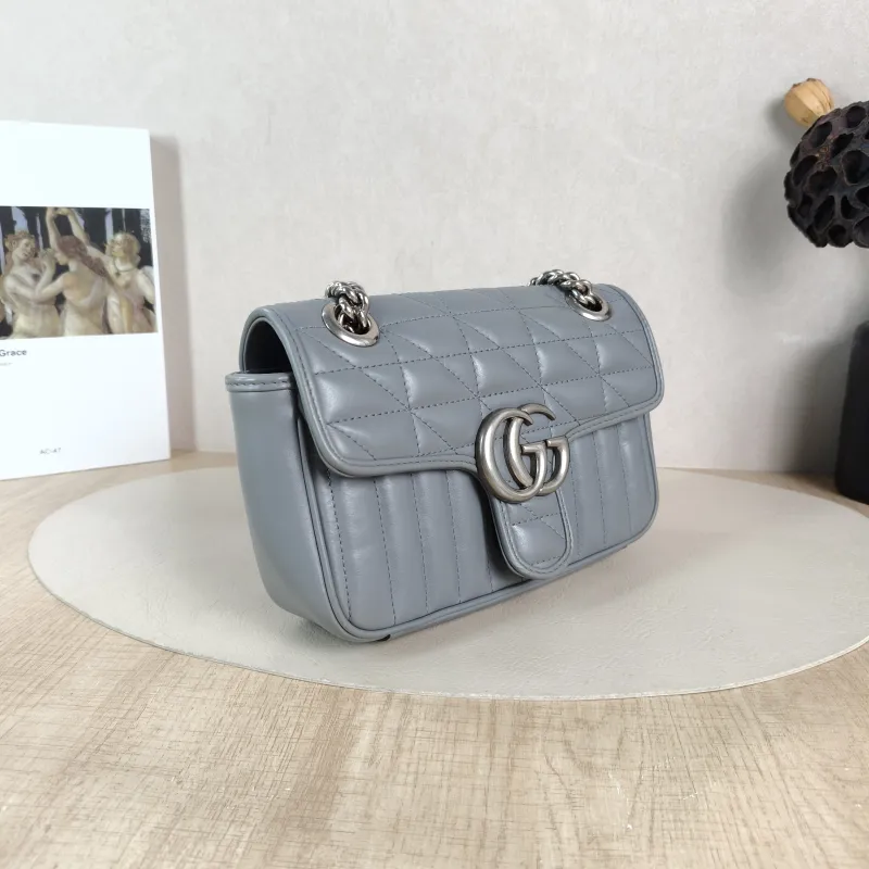 GUCCI Crossbody Bag GG Marmont Small Marmont 22 Grey Calfskin Small 22 × 6 × 13 cm Conditioned — cover view 3 of 5