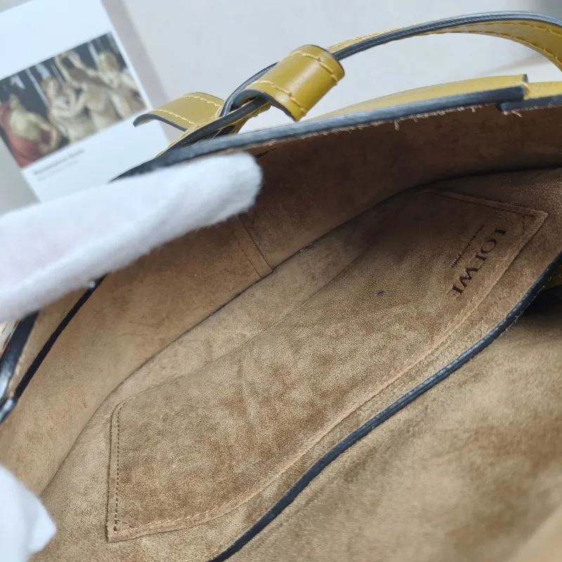 LOEWE Crossbody Bag Gate Calfskin Medium25 × 11.5 × 19 cm — detail view 6 of 13