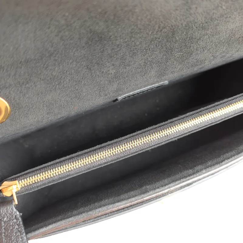 Louis Vuitton Crossbody Bag VICTOIRE Monogram PVC 27 × 10 × 17 cm — detail view 10 of 11