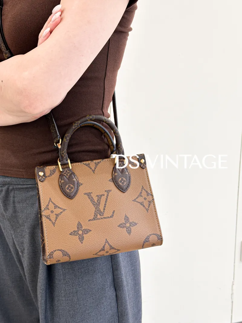 Louis Vuitton Crossbody Bag Onthego BB Monogram PVCBB18 × 8.5 × 15 cm — on-model view 2 of 4