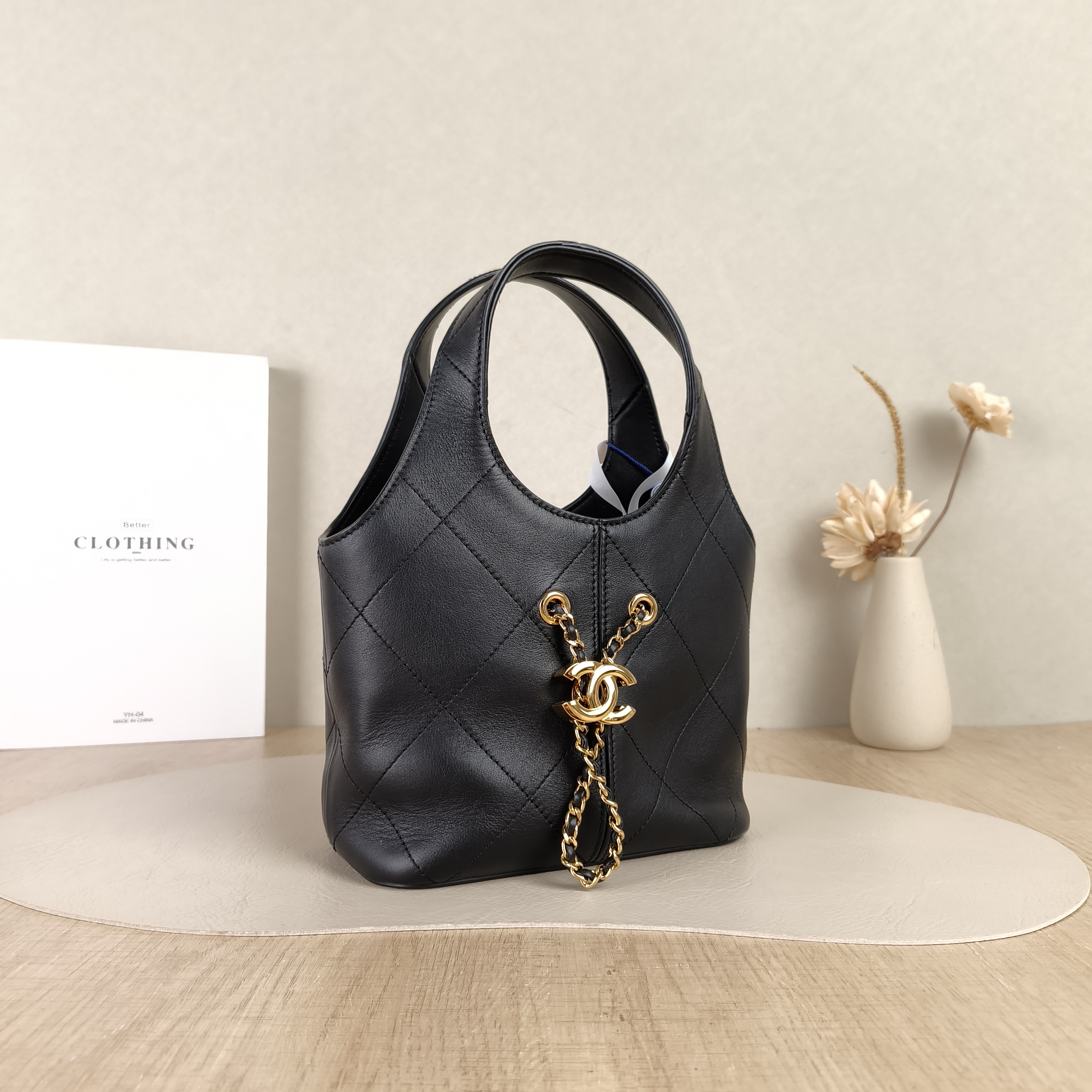 Chanel Top Handle Bag26p hobo Black Calfskin Small21 × 10 × 27.5 cm — cover view 4 of 5