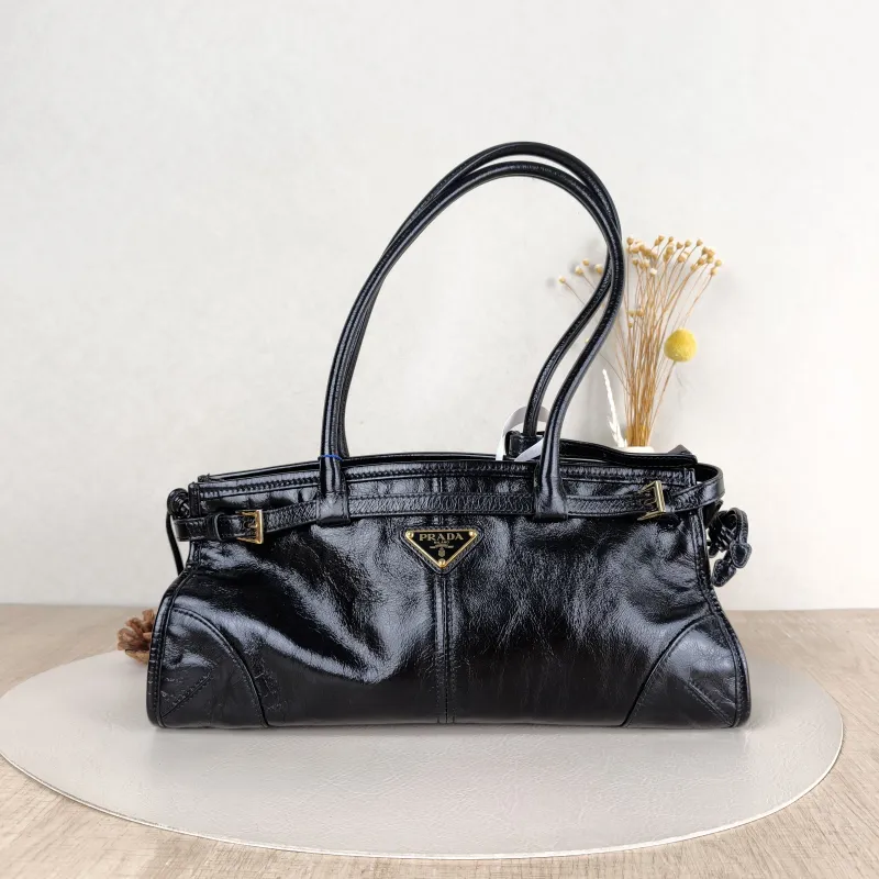 PRADA Shoulder Bag Bonnie Soft Lux Black Waxed Leather Medium32 × 12 × 15.5 cm