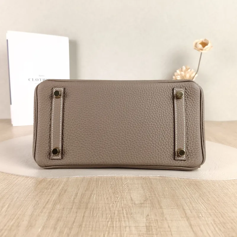 Hermès Top Handle Bag Birkin 25 Gold-Tone Hardware Togo Calfskin Small 25 × 13 × 20 cm K — cover view 6 of 6
