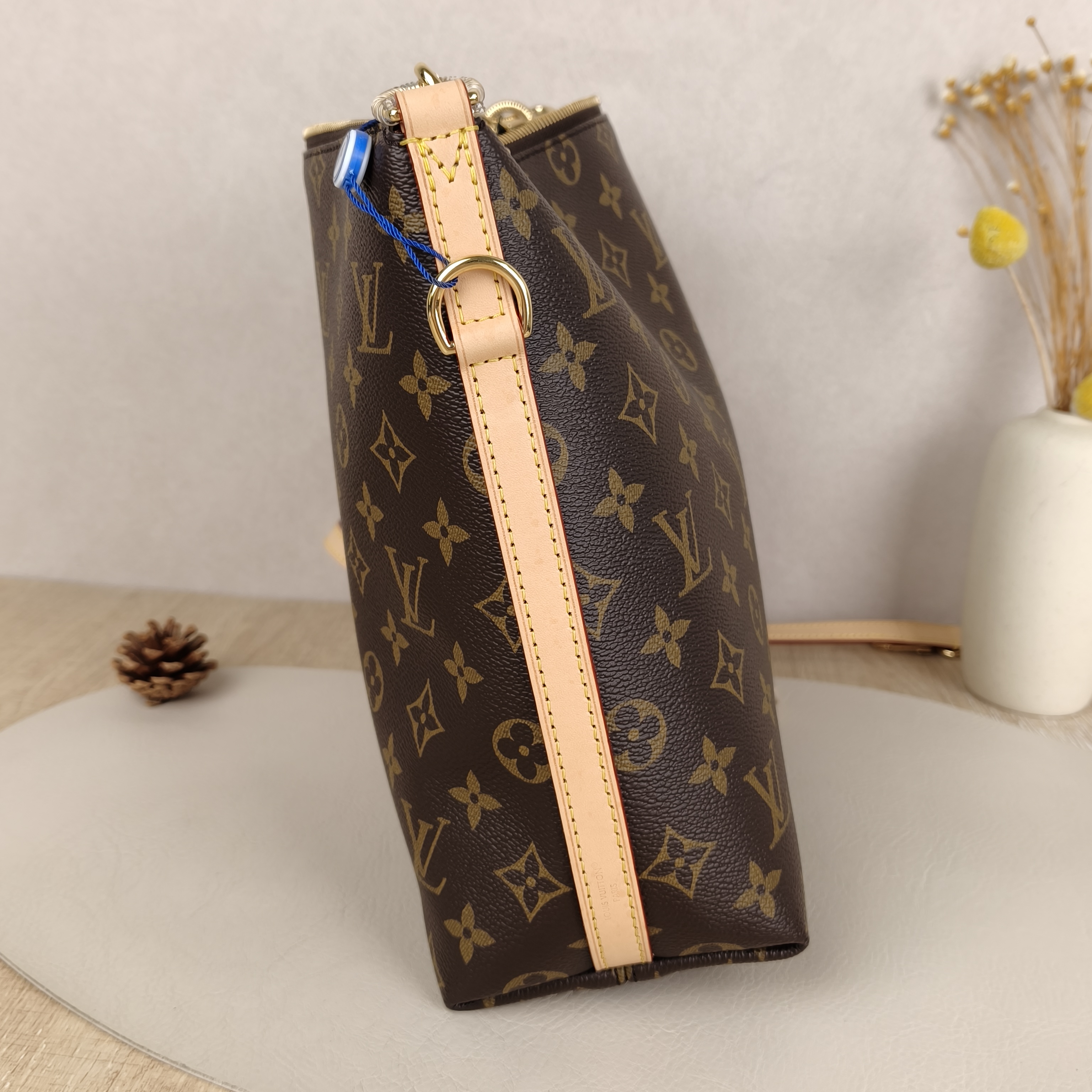 Louis Vuitton Multipass Shoulder Bag Monogrampvc Microchip Edition · Shoulder Strap Dust Bag · 26 × 10 × 18 cm — cover view 3 of 9