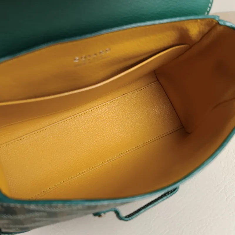GOYARD Crossbody Bag Saïgon Green PV Cmini20 × 7.5 × 15 cm — detail view 5 of 10