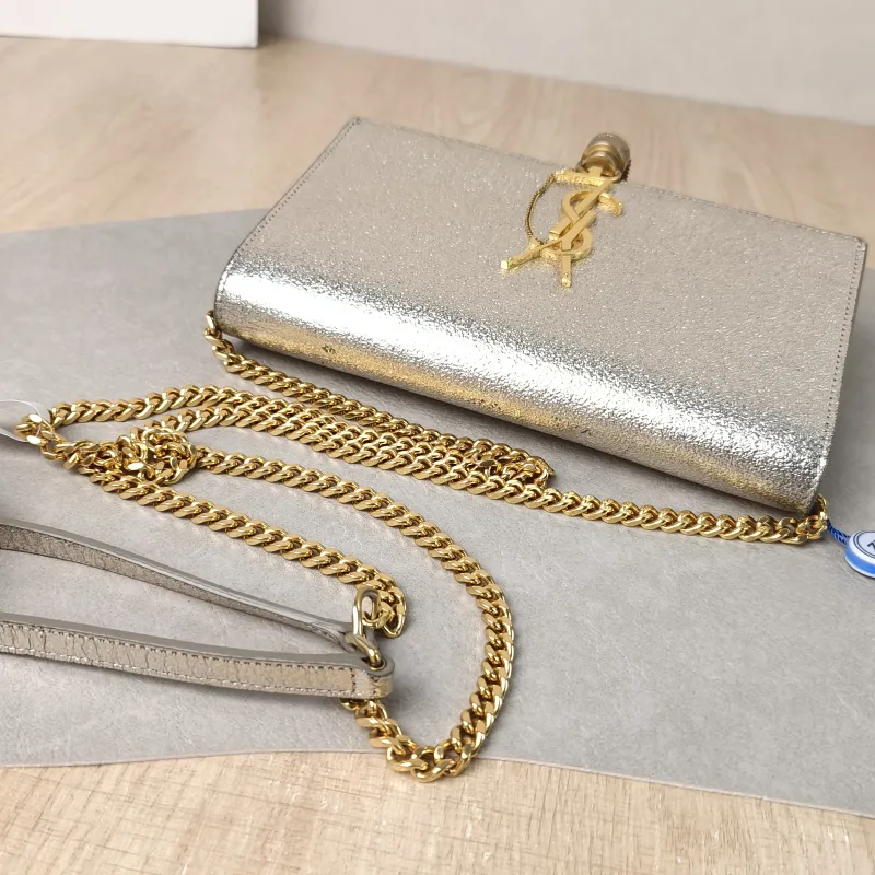 SAINT LAURENT Crossbody Bag KATE Edition Gold Small20 × 5 × 12.5 cm — detail view 3 of 9
