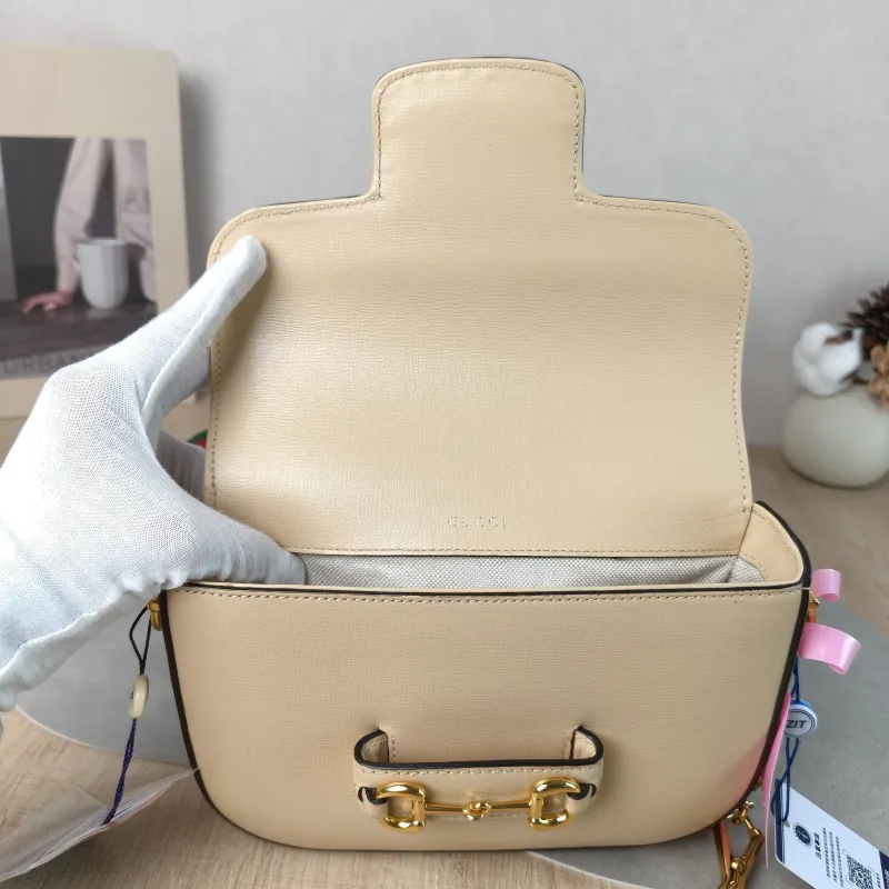 GUCCI Crossbody Bag Horsebit 1955 Horsebit Small Beige Calfskin Small 20.5 × 5 × 14.5 cm — detail view 6 of 13
