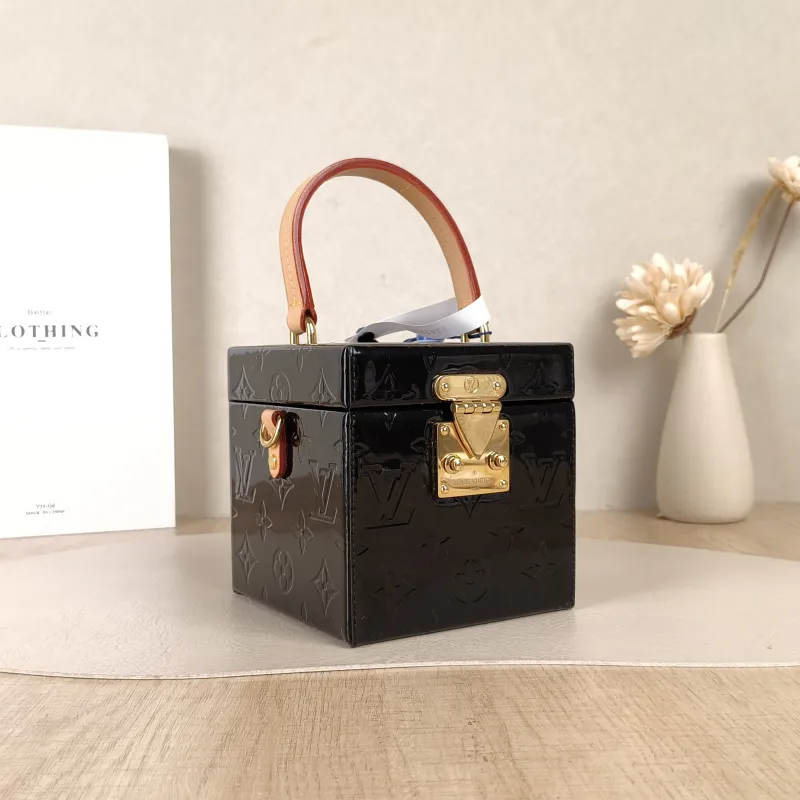 Louis Vuitton Top Handle Bag Bleecker Box Box Black Patent Leather 12 × 12 × 12 cm — cover view 2 of 5