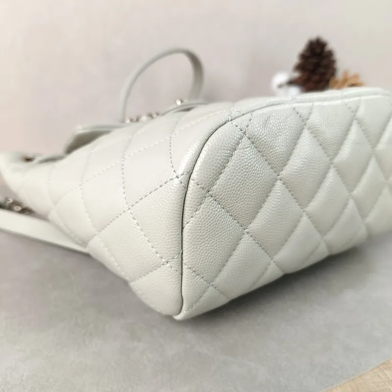 Chanel Backpack23s Backpack Grey Grained Calfskin Small18 × 10 × 23 cm — detail view 4 of 13