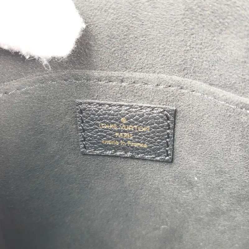 Louis Vuitton Crossbody Bag PETIT SAC PLAT Mini Black Calfskin Mini 14 × 5 × 17 cm — detail view 7 of 9