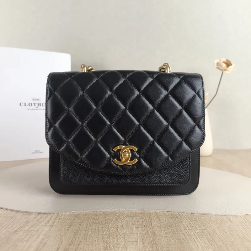 Chanel Crossbody Bagcf Collection Crossbody Bag Black Calfskin One Size22.5 × 5 × 18.5 cm