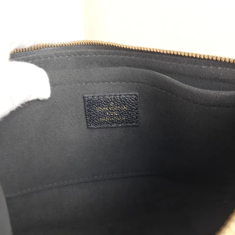 Louis Vuitton Crossbody Bag Multi Pochette Accessoires Black Calfskin Small25 × 4.5 × 14.5 cm — detail view 8 of 8