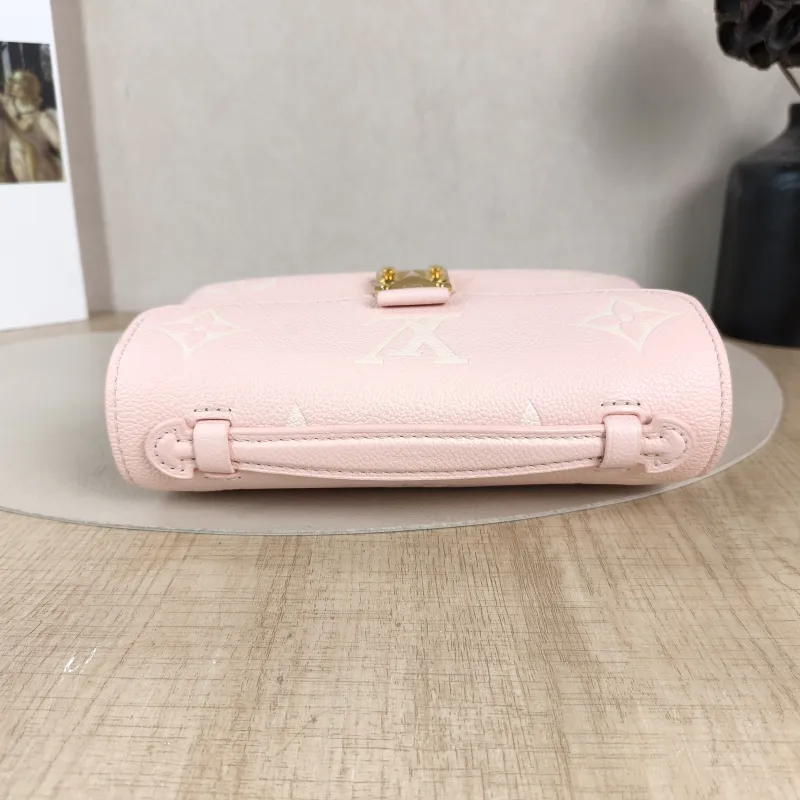 Louis Vuitton Crossbody Bag Pochette Métis East West Empreinte Embossed Calfskin Monogram Small21.5 × 6 × 13.5 cm — detail view 2 of 11